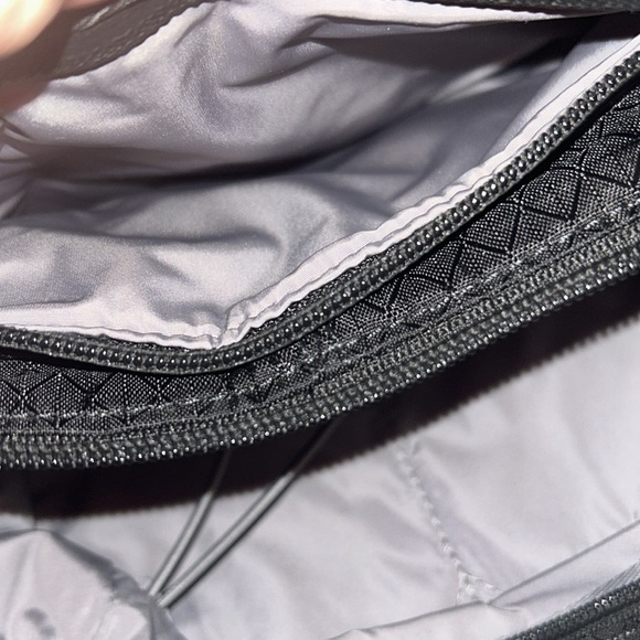 Excursion Large Belt Bag Black Like New - Picture 10 of 11